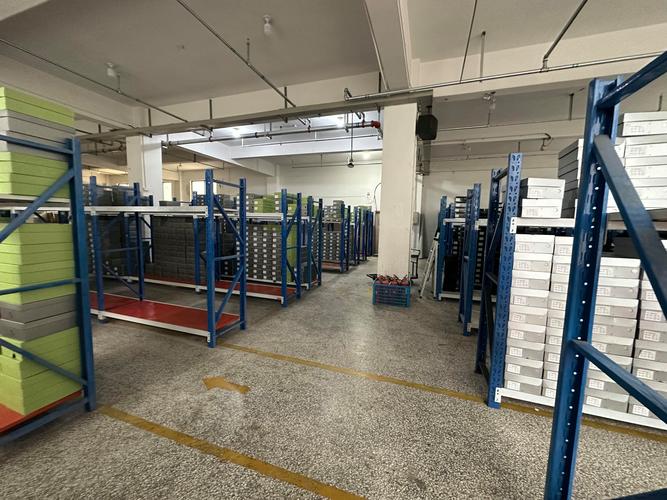 6工廠真實性保障溫州市百奇鯊鞋業2年主營:男式板鞋男式休閑